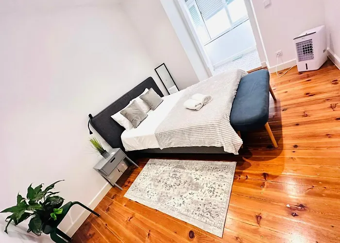 Lisbon 87 City Center Flat Ideal For Groups And Families