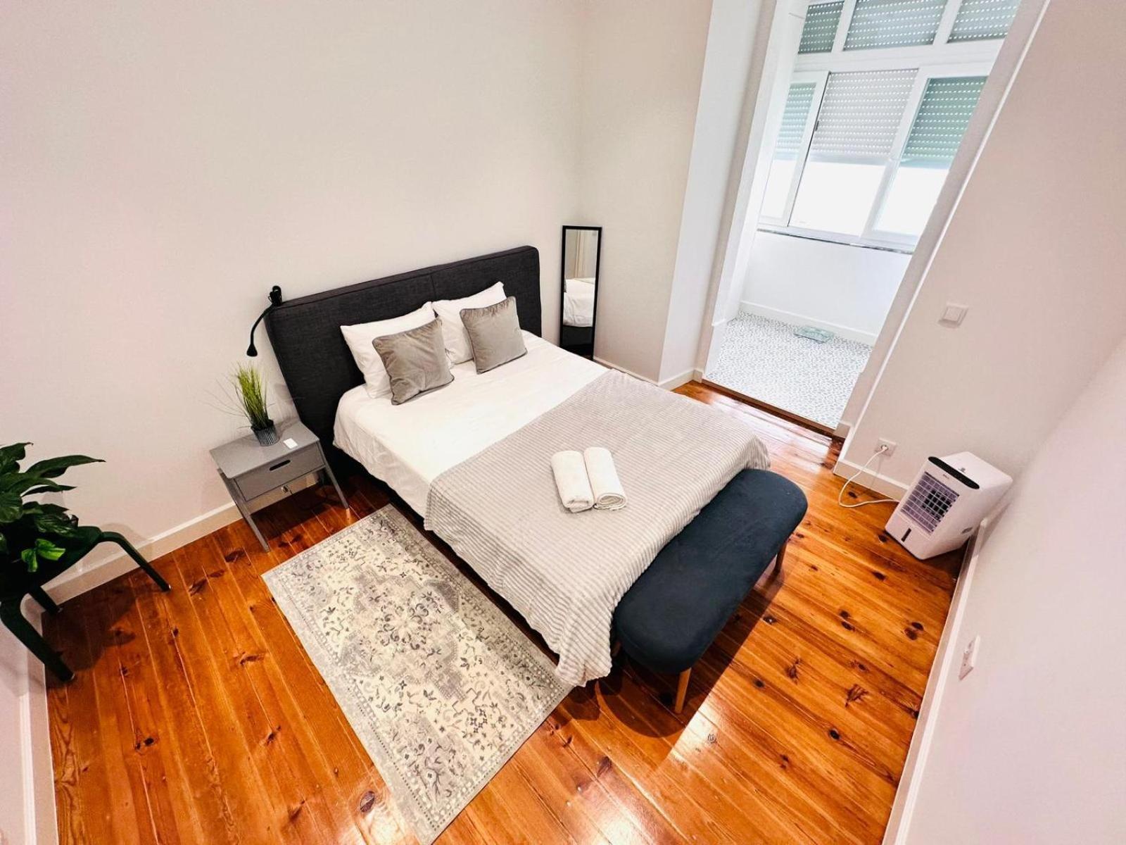 87 Center Flat Ideal For Groups And Families